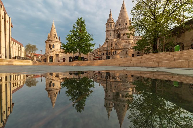 4 hours long private walking tour in Budapest - What the private format adds