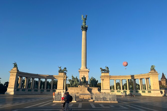 8-hour private Budapest city tour by car / minivan - How the guide changes the day