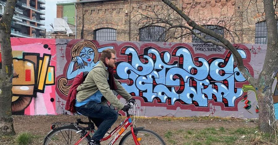 Alternative Bike tour: Graffiti Wall and Peace - A peaceful stretch on Margaret Island