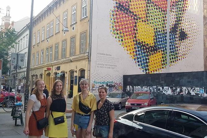 Alternative Street Art Free Walking Tour of Budapest - Who should take this walk?
