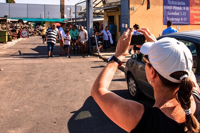 Antiques and Curios - Private Flea Market Treasure Hunt - The 30-minute journey from Budapest