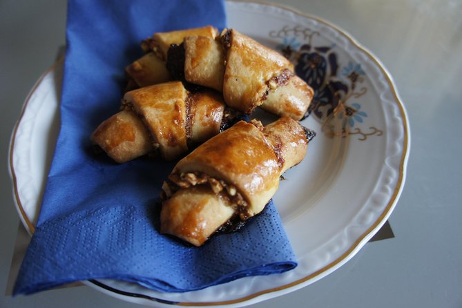 Authentic Jewish Cooking Class by a Professional chef - A Budapest cooking class built around Jewish family food