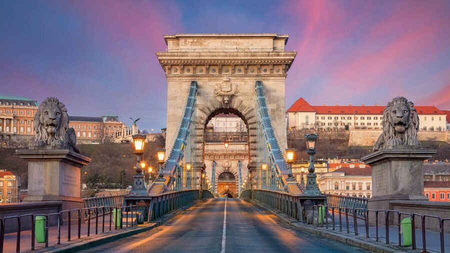 Best of Budapest: Private Walking Tour with a Local - A private start at Heroes’ Square