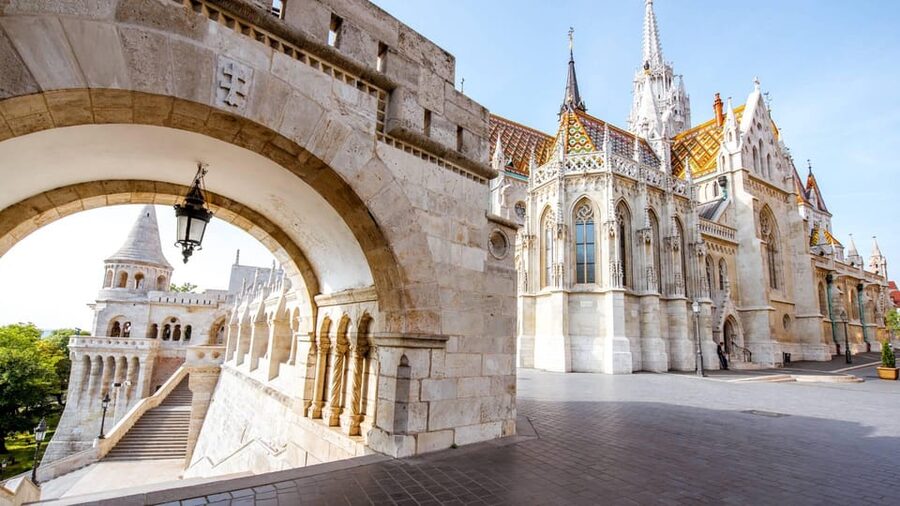 Best of Budapest: Private Walking Tour with a Local - The Jewish Quarter and a local coffee break