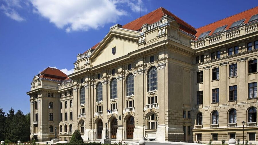 Best of Debrecen: Private Walking Tour with a Local - Starting in Nagyerdő Park