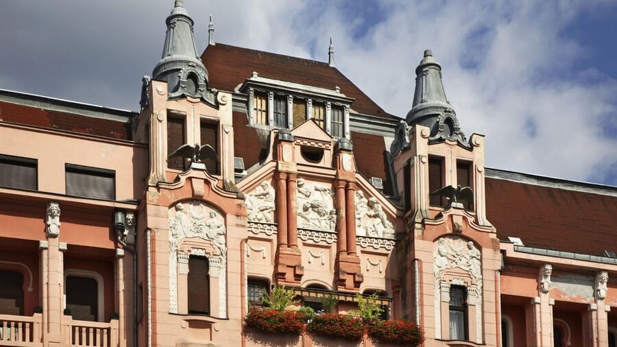 Best of Debrecen: Private Walking Tour with a Local - What the guide adds to the experience