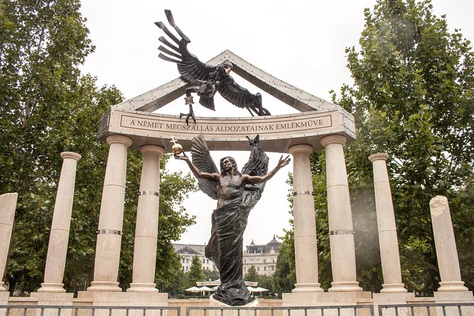 Born Under The Red Star - The History of Communism in Hungary - Private Tour - St. Stephen’s Basilica as a contrast