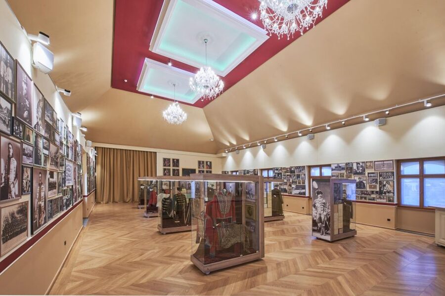 Buda Castle: Hungarian Delicacies & Historical Exhibition - Walk to the restored Royal Riding Hall