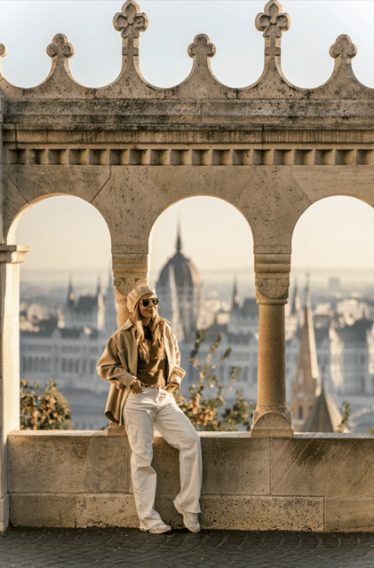 Buda Castle: Private photoshoot with a local guide - Is $84 per person good value?