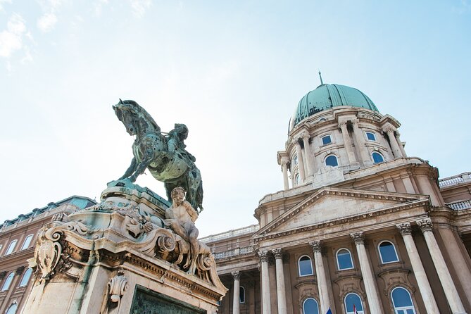 Buda Castle's Secrets with a Historian - Sándor Palace and the modern state