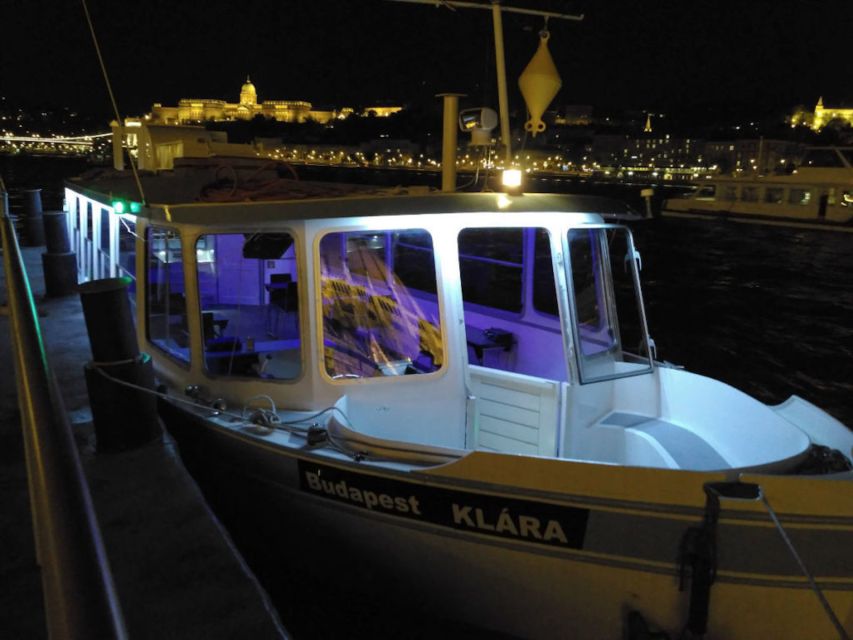 Budapest: 1-Hour Private Boat Cruise - Margaret Bridge and the northern turn