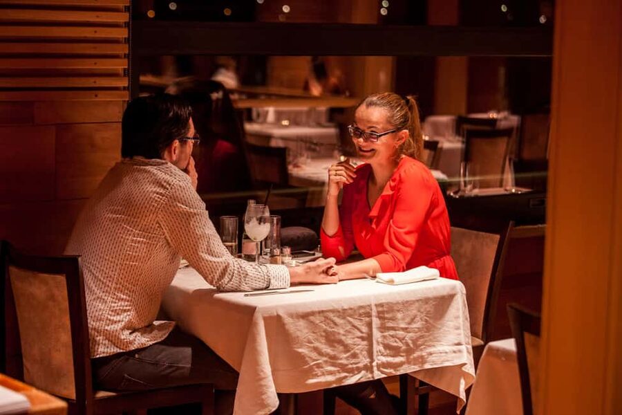 Budapest: 2-Course Dinner for 2 on a Boat Restaurant - Is the $121 Price Good Value?
