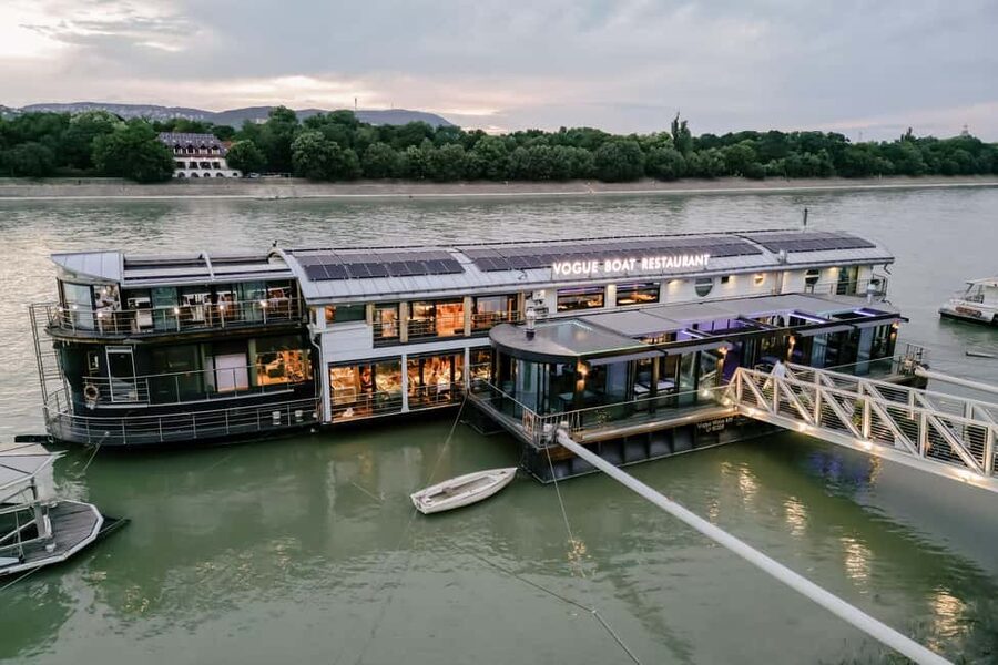 Budapest: 2-Course Dinner for 2 on a Boat Restaurant - Starter Choices, From Foie Gras to Kaymak