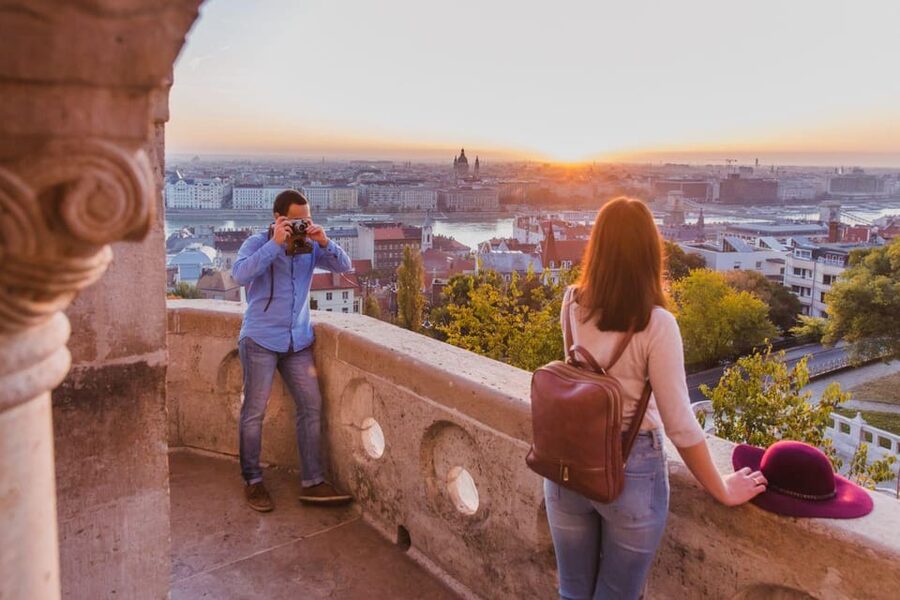 Budapest: 3-hour City Tour with Castle Walk + 1-hour Cruise - Gellért Hill and the best city view
