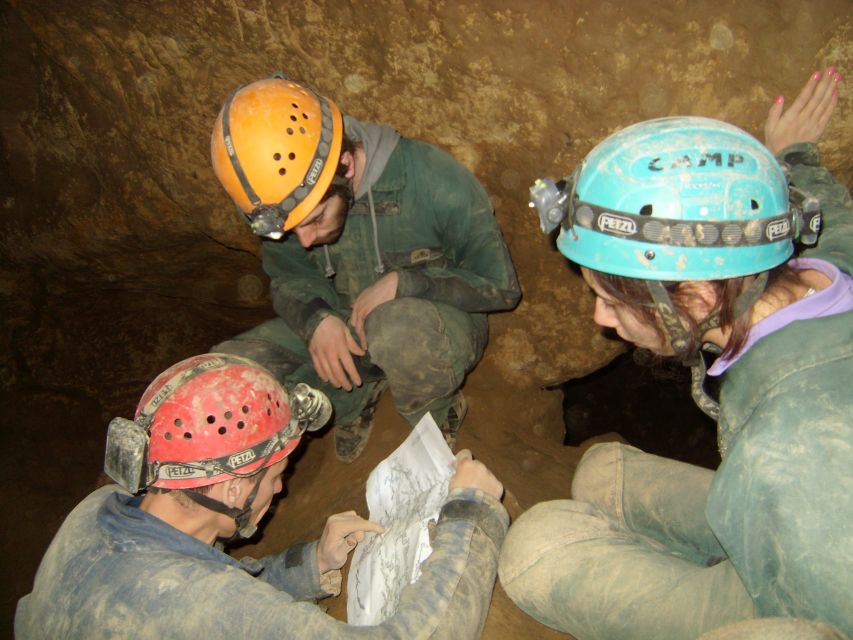 Budapest: Adventure Caving Tour with Guide - Who should book this Budapest cave adventure?