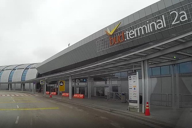 Budapest Airport Transfer - return (arrival & departure) with discount - Why flight monitoring is useful