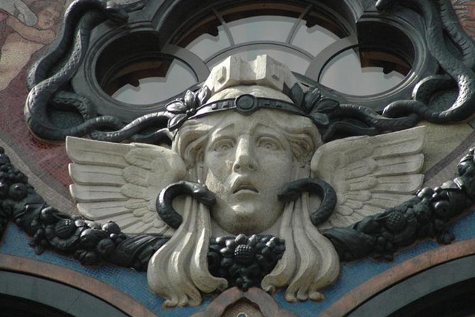 Budapest Art Nouveau Walking Tour - Gresham Palace, from facade to grand entrance hall
