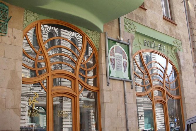 Budapest Art Nouveau Walking Tour - Rózsavölgyi utca and Budapest’s commercial interiors