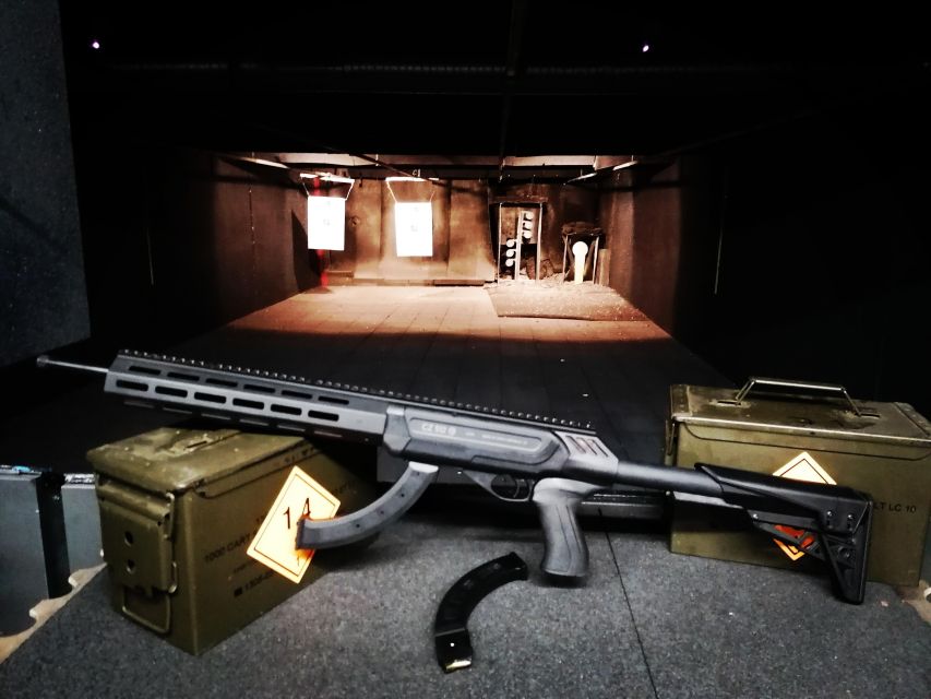 Budapest: Basic gun-shooting package - Holló u. 6: an easy central meeting point