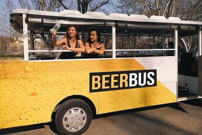 Budapest BeerBus Tour 60 Minutes Private Experience - Deák Ferenc tér and the city’s evening social life