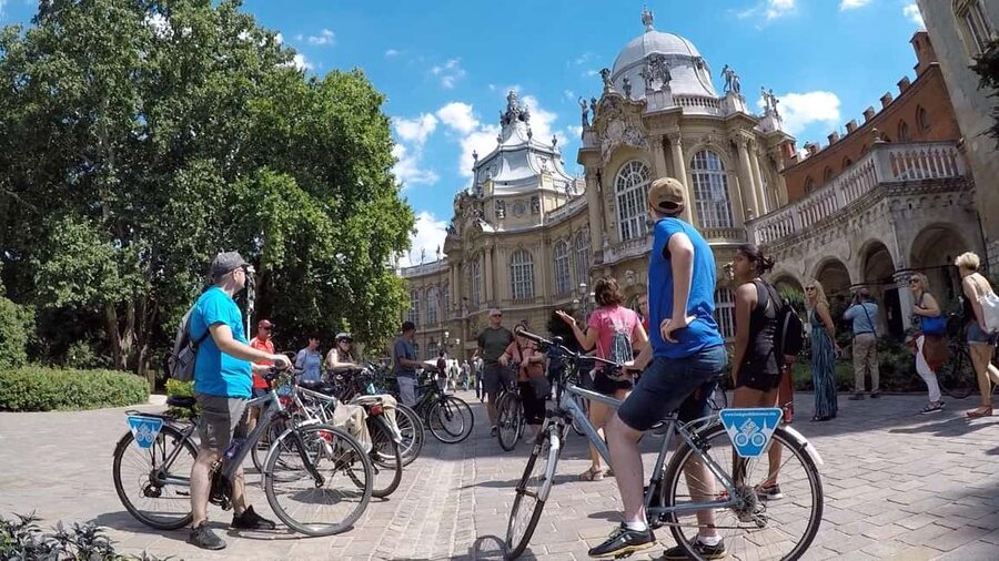 Budapest Bike Tour with a Hungarian Goulash - Andrássy Avenue, Elizabeth Square, and the first city views