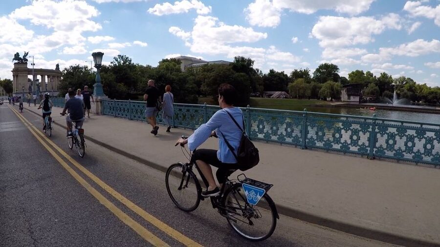Budapest Bike Tour with a Hungarian Goulash - What the guides add to the ride