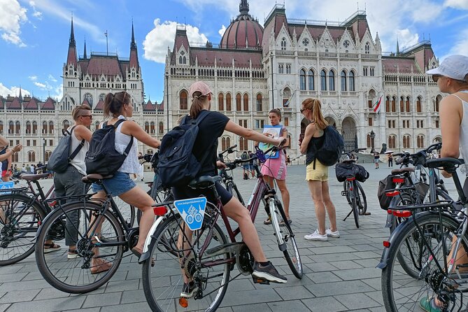 Budapest Bike Tour with Hungarian Goulash - St. Stephen’s Basilica and Szabadság tér
