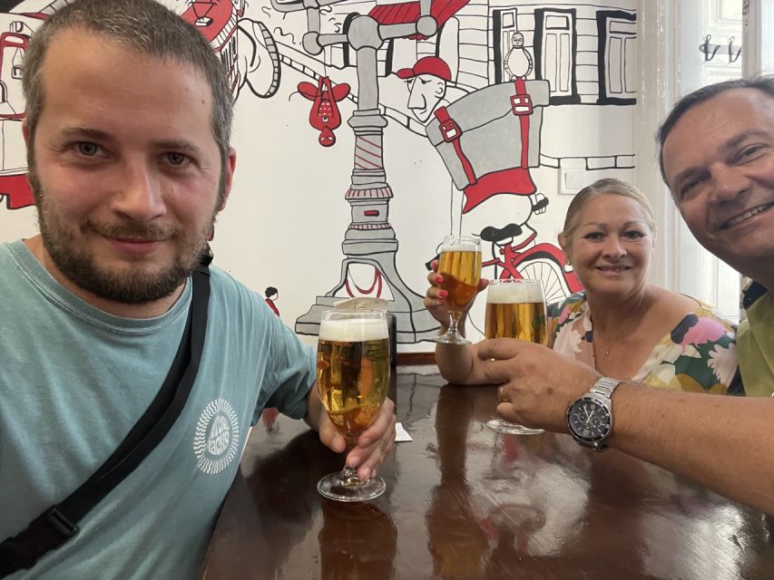 Budapest Bites: A street food adventure (5 dishes included) - Five dishes, three hours, and a taste of local life