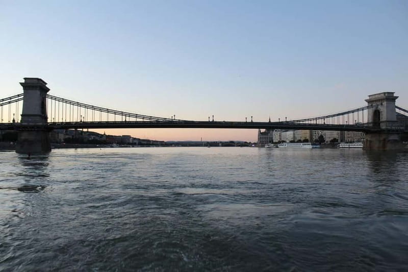 Budapest: Boat Cruise with Personal Guide and Drink - How much value do you get for $24?