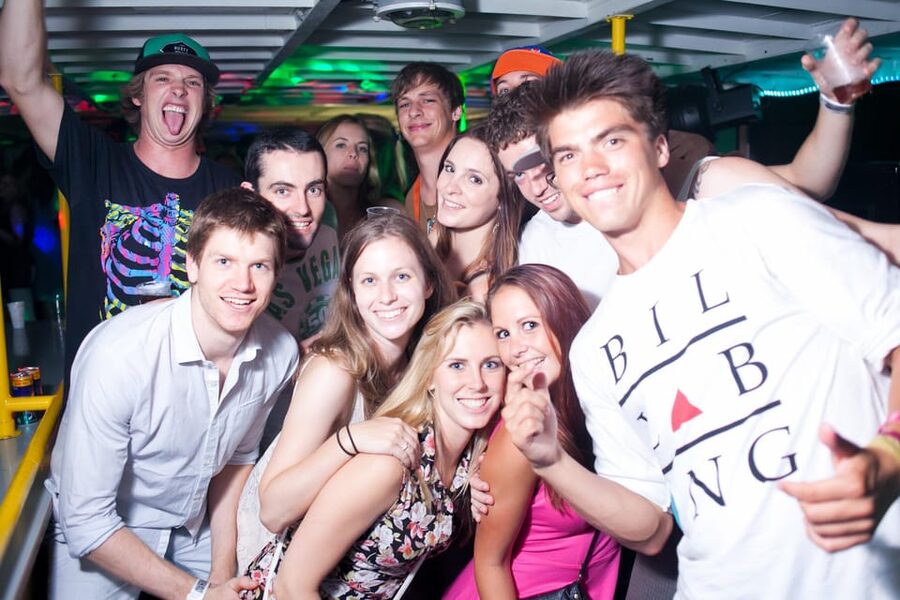 Budapest: Boat Party with option of Unlimited Drinks - Music, dancing, and the international crowd