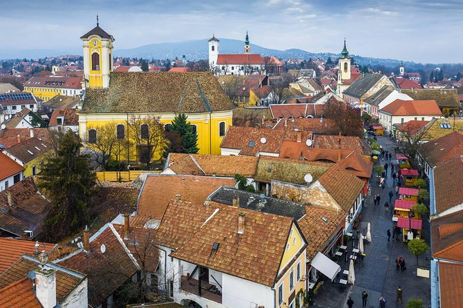Budapest-Bratislava One-Way Sightseeing Transfer - Győr Old Town: Baroque streets before Bratislava