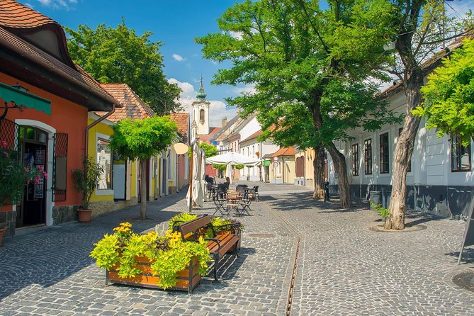 Budapest-Bratislava One-Way Sightseeing Transfer - A private car that keeps the day practical