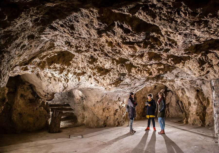 Budapest: Buda Castle Cave Tour - Key Points at a Glance