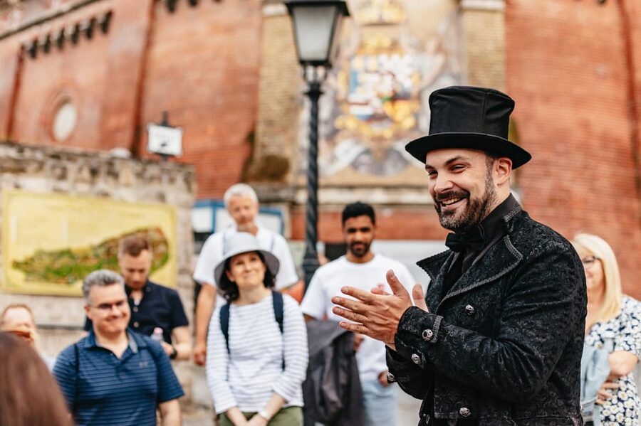 Budapest: Buda Castle District Vampires and Myths Night Tour - Starting at the Zero Kilometre Stone