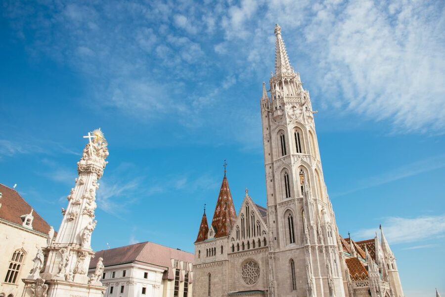 Budapest: Buda Castle District Walking Tour with a Historian - Starting beneath the Holy Trinity column