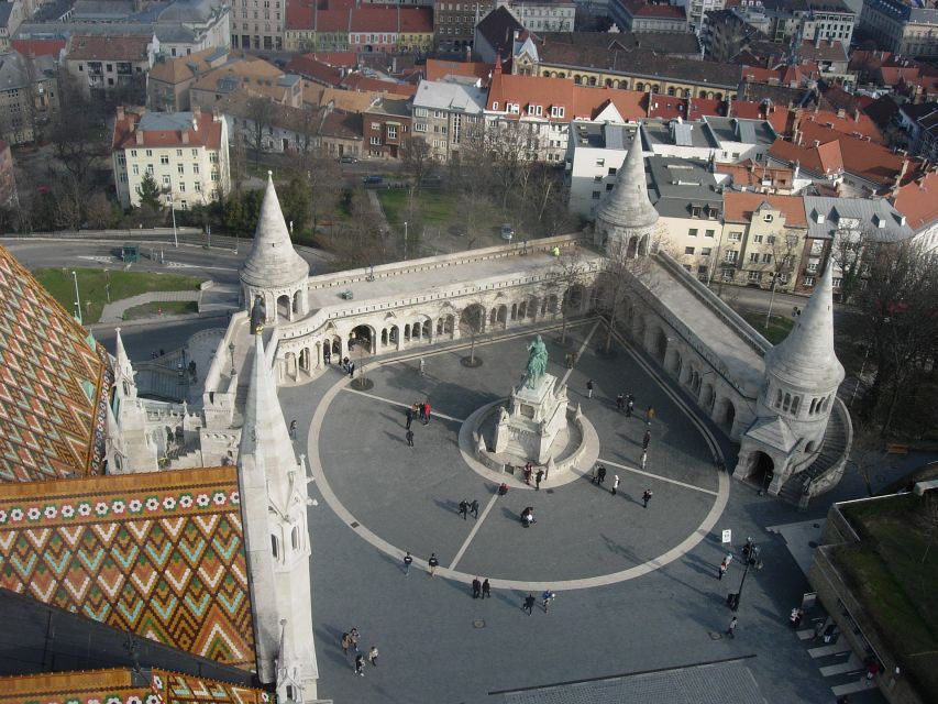 Budapest: Buda Castle Private Walking Tour - Fishermen’s Bastion and the big Budapest view