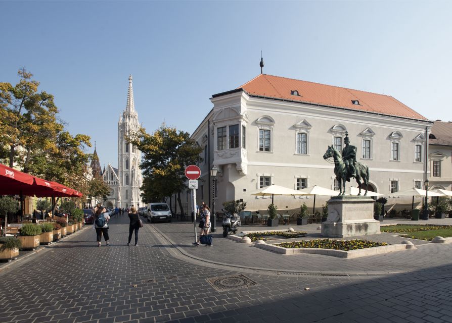 Budapest: Buda Walking Tour - Why the two-hour format works