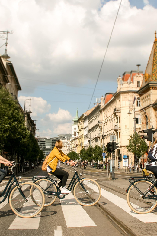 Budapest by Bike - 1 Day Bike Rental (9am-6pm) - Starting at Veres Pálné utca 44