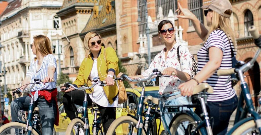 Budapest by Bike - 1 Day Bike Rental (9am-6pm) - Why a bike works well in central Budapest