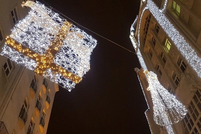 Budapest Christmas Market Tour with Basilica visit & Chimney cake - Who should book this Christmas market walk