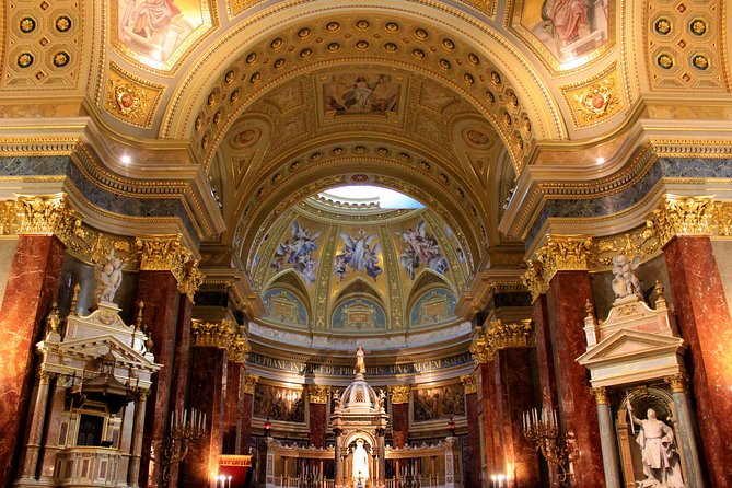 Budapest Christmas Walking Tour & Entry to St Stephen's Basilica - Inside St Stephen’s Basilica