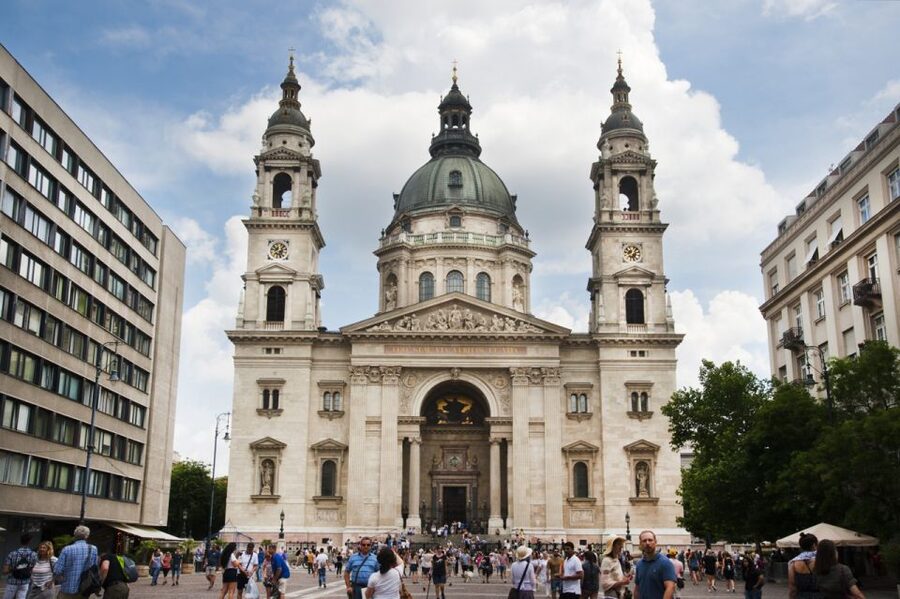 Budapest: City Center Walking Tour - Why this Pest walking tour works as a first look