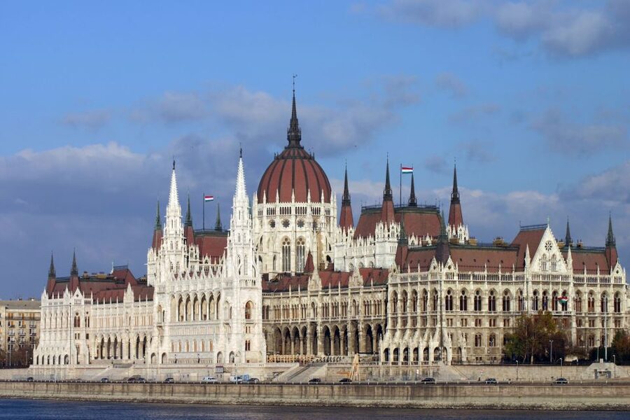 Budapest: City Discovery Tour - Fisherman’s Bastion and the best city view