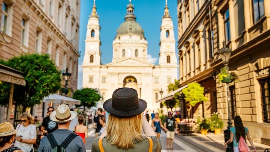 Budapest: City Discovery Tour - Is $49 good value for three hours?