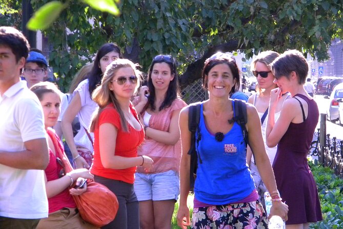 Budapest City Landmarks Walking Tour in 2 Hours - Chain Bridge and Gresham Palace explain Budapest’s character