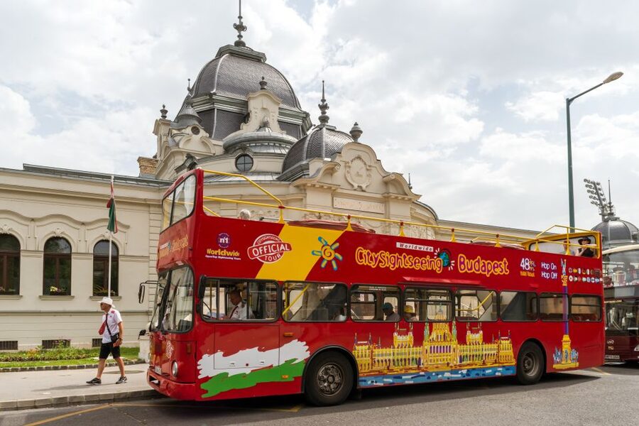 Budapest: City Sightseeing Hop-On Hop-Off Bus Tour & Extras - Key points to know before you book