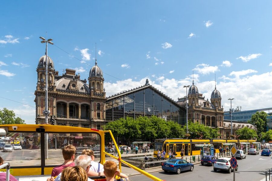 Budapest: City Sightseeing Hop-On Hop-Off Bus Tour & Extras - Practical details that affect your day