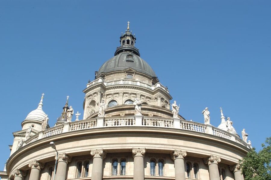 Budapest: Classical Music Concerts in St Stephen's Basilica - The price: good value if the venue is your priority