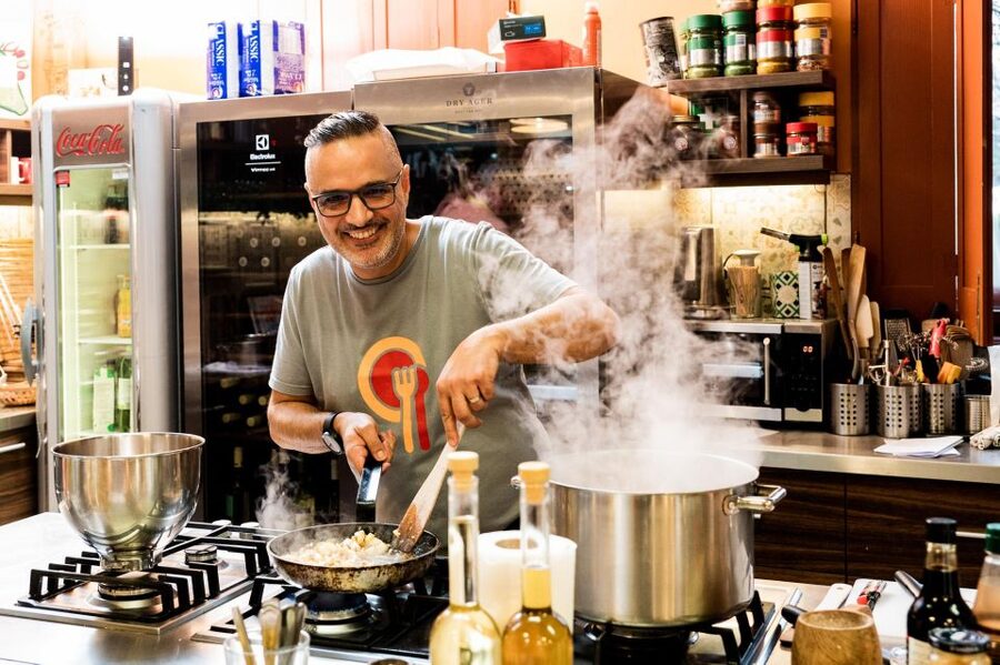 Budapest: Cooking School – Hungarian Menu & Local Market - How the four hours feel