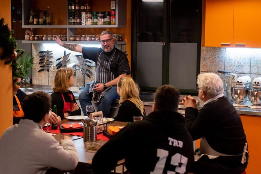 Budapest: Cooking School – Hungarian Menu & Local Market - Practical details that can affect your morning